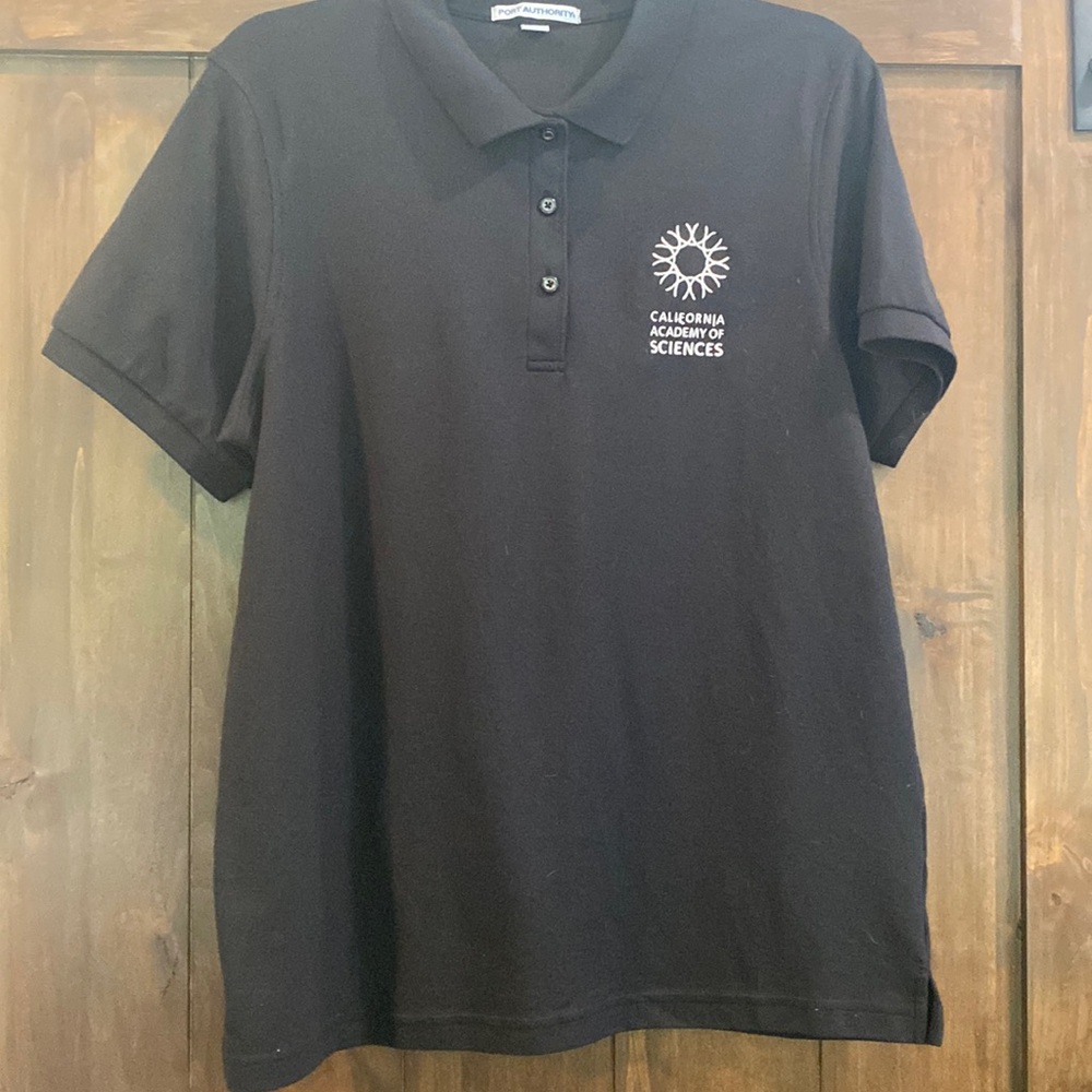 E748 California Academy of Sciences Ladies Black Polo Sz. M or L  NWOT